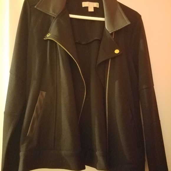 SOLD/NWOT Black & Gold Michael Kors Jacket Size M - Picture 6 of 6